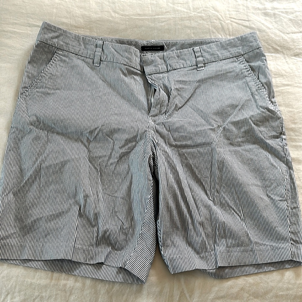 Tommy Hilfiger size 16 shorts blue and white stripe